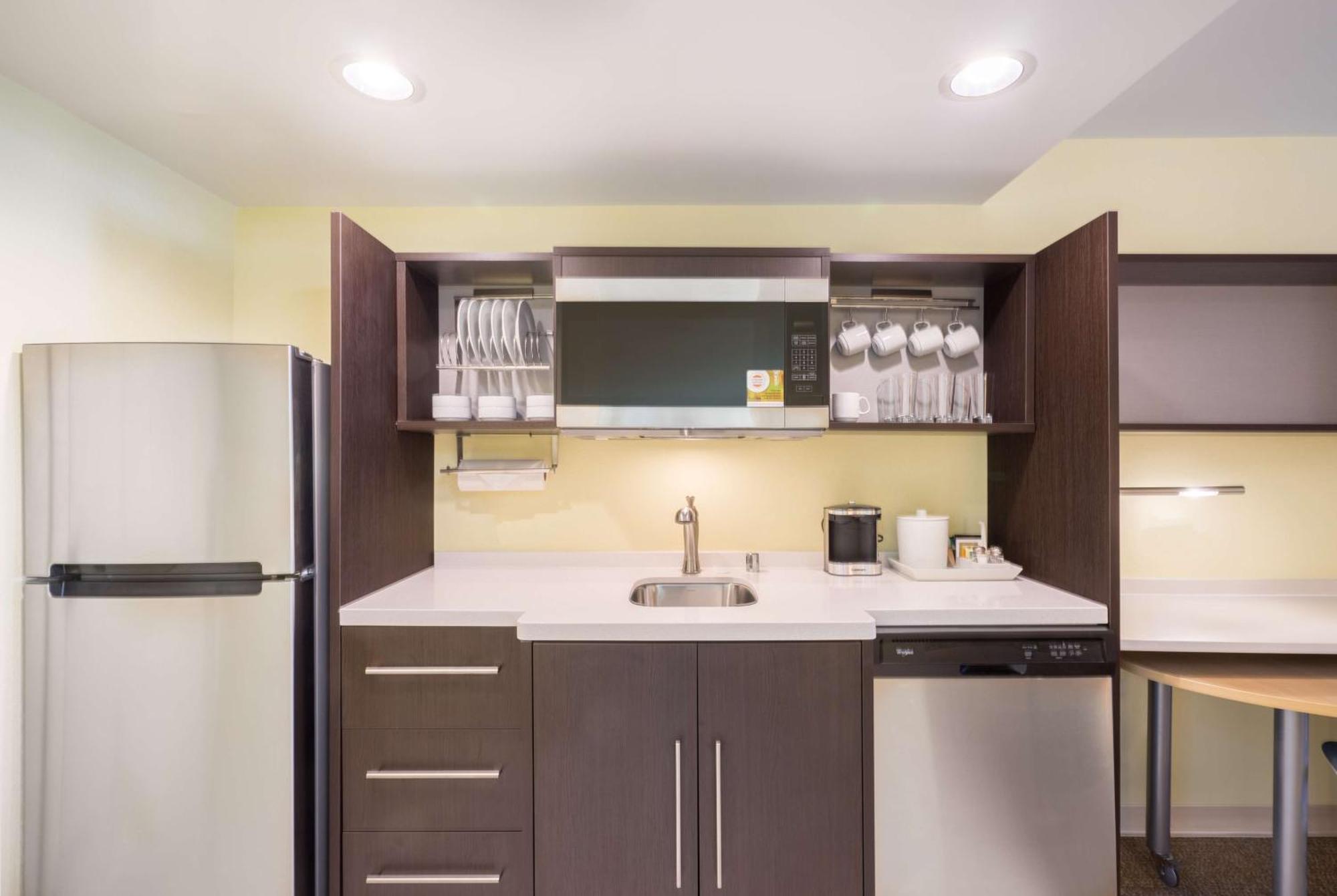 Home2 Suites By Hilton Μπόουλινγκ Γκριν Εξωτερικό φωτογραφία